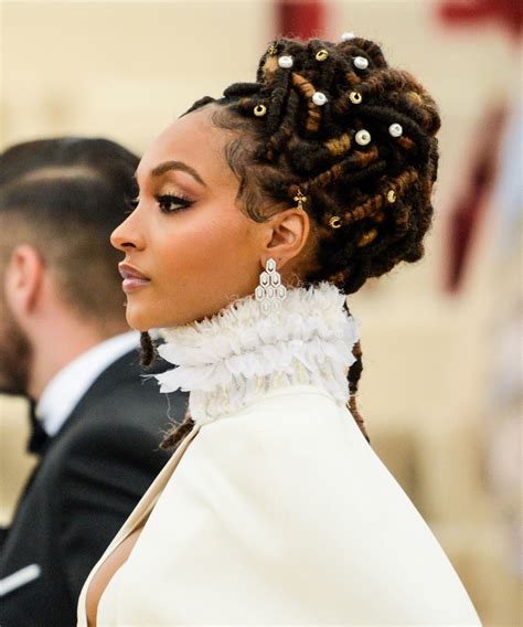30 Modern Wedding Hairstyles for Black Women. Updos, loose curls, kinky buns, locs—modern wedding hairstyles for Black women are taking bridal beauty to new and beautiful heights. Choosing an elegant style for your locks that fits your wedding aesthetic is one of the most important tasks on your wedding planning checklist.