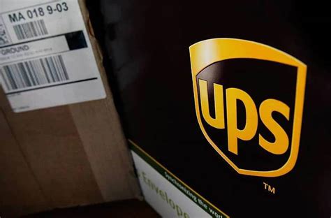 UPS makes several ways available for customers to drop off packages. You can drop off a package at UPS Customer Centers, UPS drop boxes, UPS Stores and with UPS shipping partners. If you don’t have easy access to one of these shipping drop .... Ups cc hours