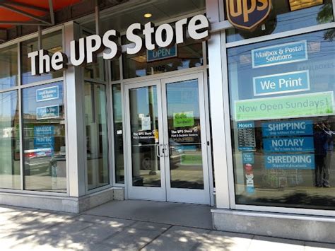 Address, phone number, and business hours for UPS Customer Center at 7th Avenue South, Seattle WA. Name UPS Customer Center Address 4455 7th Avenue South Seattle, Washington, 98108 Phone 800-742-5877 Hours