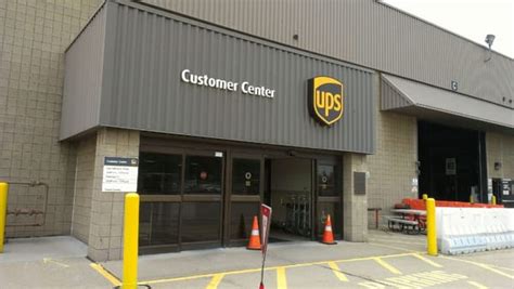 Address, phone number, and business hours for UPS Customer Center at Bishop Road, Highland Heights OH. Name UPS Customer Center Address 331 Bishop Road Highland Heights, Ohio, 44143 Phone 800-742-5877 Hours