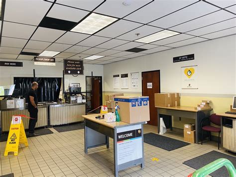 Ups customer center portland. Service Center Directory. Use the form below to view a list of TForce Freight service centers, agencies, and partners for a location including links to service center information and service standards maps. Country *. ZIP Code. Functional. 