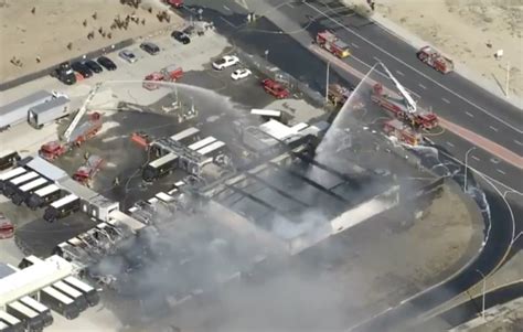 Ups fire road. Apr 11, 2022 · The fire department said the fire quickly spread from the facility - where it originated - to trucks and trailers that were sitting nearby. A total of 25 UPS trucks and 10 tractor trailers were ... 