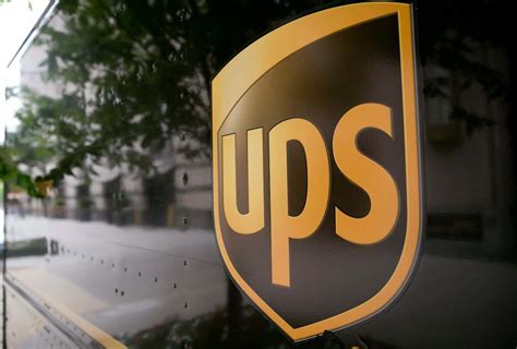 Ups hr. United Parcel Service (UPS) is among the largest delivery service providers across the globe. The contact number for the company’s national human resources (HR) department is 404-8... 