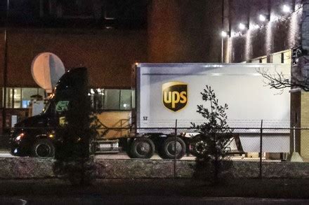 Ups portage. Things To Know About Ups portage. 
