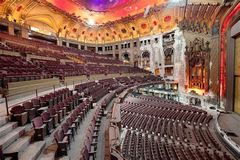 Uptown Theatre · Buildings of Chicago · Chicago Architecture Center CAC