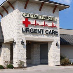 Urgent care decatur tx. We employ the same experienced professionals you would see in an urgent care, emergency room or hospital. Depending on your individual needs, your DispatchHealth team may include an emergency medicine or internal medicine physician, physician assistant, nurse practitioner, nurse, medical technician, and/or imaging technician. 