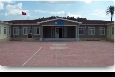 Urla Devlet İlkokulları, Yorumları Ve İletişim Bilgileri. 
