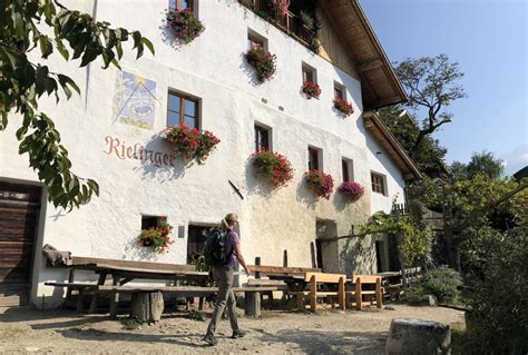 Urlaub auf dem Bauernhof in Tramin a. d. Weinstraße - Roter Hahn