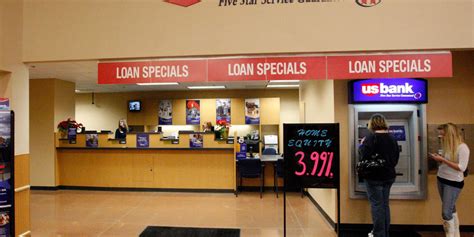 Us bank branch hours today. Free Parking. 4100 W 50th St. Edina, MN 55424. Get directions 952-925-7333. ATM details. Currently closed. Lobby hours. Holiday hours. Safe deposit box hours. 