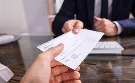 Usaa get cashier's check. The Takeaway. Cashier’s checks can be a secure and convenient way to transfer large sums of money between two parties. Many businesses prefer cashier’s checks over personal checks and certified checks because the funds are guaranteed by the bank up to the time the receiving party cashes the check. However, the use of … 