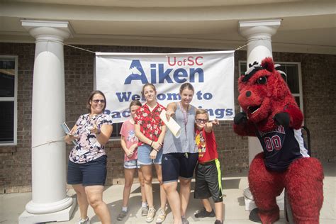 Students should use their university email. Please go to my.usca.edu/ and log into Self Service Carolina to set it up. Your USC Aiken email is the official method of ….
