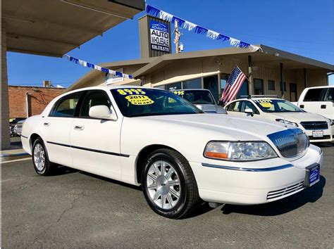 Used 2011 Lincoln Town Car for Sale Near Me - TrueCar