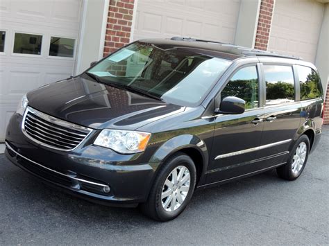 Used 2014 Chrysler Town and Country Touring for sale in Panama City…