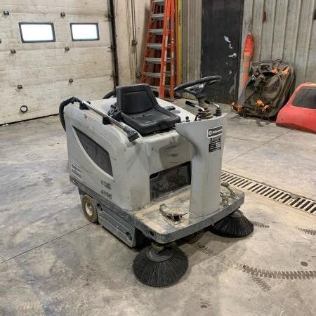 Used Floor Sweepers and Scrubbers for Sale - Leavitt Machinery