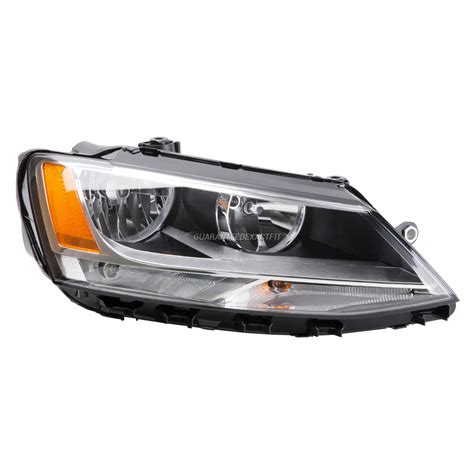 Used Right Headlight Assembly fits: 2015 Volkswagen Jetta Sdn …