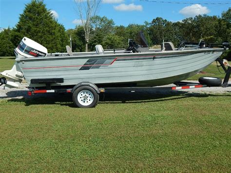 2023 Tracker Pro Team 175 TF. Loretto, Tennessee. Pro Team 175 TF. Aluminum Fishing Boats. This boat is lightly used with only 10 hours of use. The hull and deck area are in excellent condition. The trailer is also in good condition with very few miles on the tires. All systems work properly according to the seller. . 