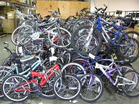 Used bikes chicago. When it comes to determining used bicycle values, there are several venues that you can check. Before you get started, figure out the exact model and year of your bike to locate accurate information. This is more important when figuring how... 