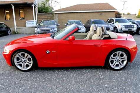The used BMW Z4 M received an average score of 4.7 out of 5 based on 22 consumer reviews at Edmunds. If you want to learn more about the BMW Z4 M, read Edmunds' expert review.