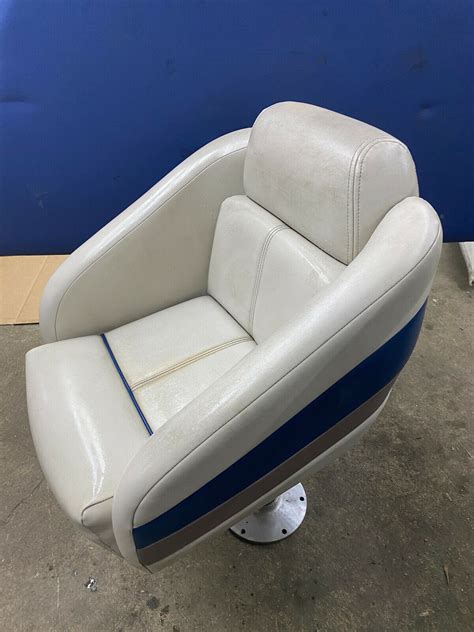 Used boat seats for sale. We offer the lowest prices on replacement seats, chairs, and any hardware you may need. Not sure which option is right for your boat, contact our boating experts at 877-388-2628 Monday through Friday from 9:00 AM until 6:00 PM EST. We are ready to answer any questions. Ask about our Captain’s Club Rewards Program for savings on future purchases. 