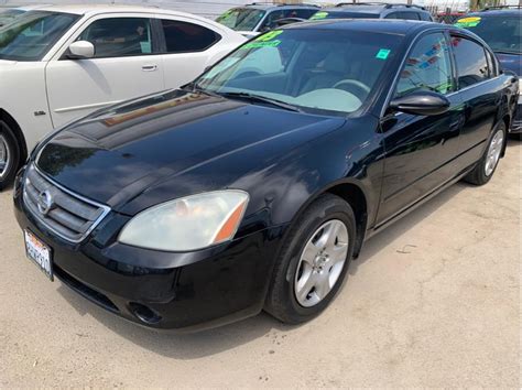 Used cars bakersfield under dollar5000. May 11, 2023 · Browse Coupes used for sale on Cars.com, with prices under $5,000. Research, browse, save, and share from 297 vehicles nationwide. 