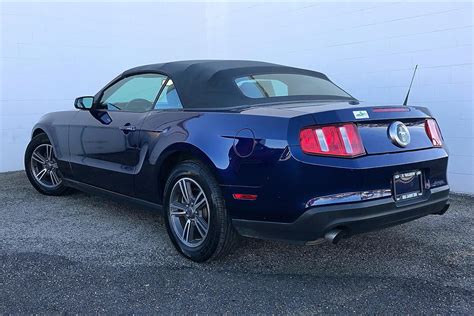 Used convertibles for sale under dollar6 000. Most Mustang convertibles you find from this generation under the $10,000 mark will likely be from before the 2011 face-lift, but more modern, higher-mile examples at this price point are out there as well. Most of them will be V6-powered, but that still makes for a pretty cool convertible at a very affordable price. Find a Ford Mustang for sale 