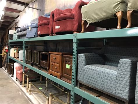 Used furniture charleston sc. Low Country ReSale carries a wide selection of quality pre-owned Furniture & Decor items for you to choose from. Whether you are redecorating or just starting fresh ... 