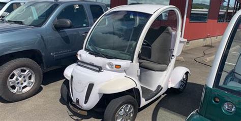 Used gem cars for sale craigslist. 2015 GEM eL XD, GEM® eL XD: Brains and Brawn - Powered by Batteries The GEM® eL XD electric utility vehicle offers zero-emission design, functional indoors and out.Superior performance to haul up to 1,100 lbs of cargo with ease.2 passenger seating70" x 48" diamond plateUp to 40 mile rangeFeatures2 Passenger Ergonomic Seating: Spacious cab offers comfortable riding for two.LSV Compliant: The ... 