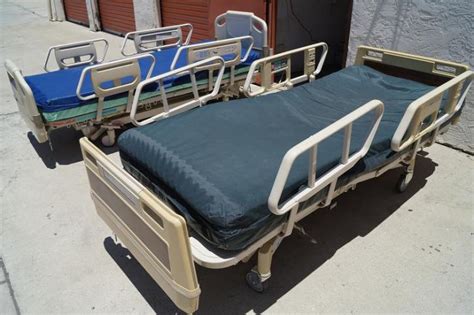 Hill-Rom ADVANCE SERIES, AFFINITY 4, TOTALCARE, VERSACARE, and VERSACARE P3200 hospital beds for sale. Find used hospital beds on Machinio..