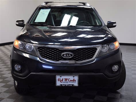 Used kia sorento 2012. Look up the trade in and resale value of your 2012 Kia Sorento. We'll also show you the dealer price and private seller price if you're looking to buy a 2012 Kia Sorento. 