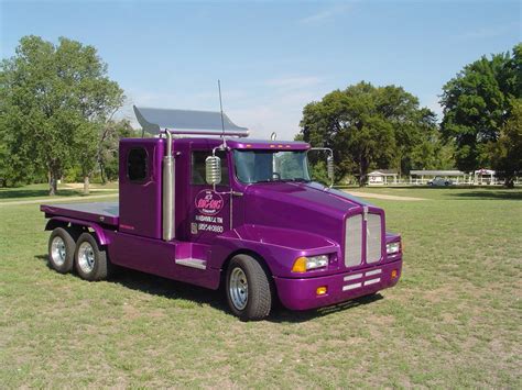 Used lil big rig for sale. Peterbilt custom semi trucks for sale. Customize your Peterbilt semi. Buy Custom Peterbilt big rig. Browse through our Peterbilt inventory of dump trucks. View our Peterbilt semi truck videos and gallery. 