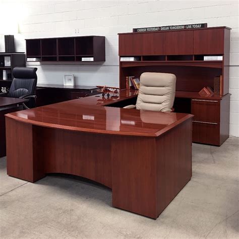 View a sampling of the new office desks we carry online. Contact our Pittsburgh location for new, remanufactured, and used office furniture at every price point. 412-331-6711 .