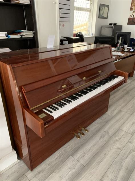 Used pianos for sale near me. The Piano Buyer Marketplace features pianos for sale from industry partner, Piano Mart. Browse hundreds of second-hand pianos for sale from sellers near you at P … 