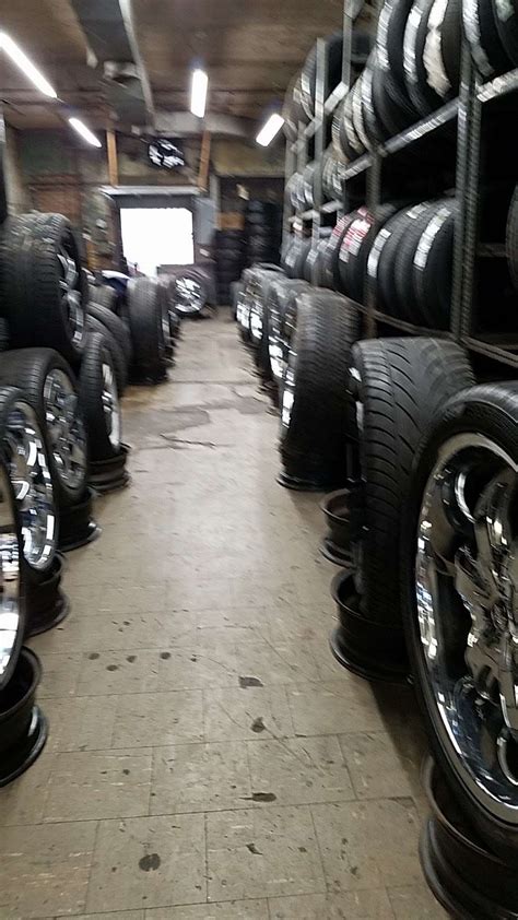 Used tires chicago. Apr 1, 2024 · United Tires. 3613 N Harlem Ave Chicago, IL 60634-2237. 1; Customer Reviews for United Tires. Tire Dealers. ... Bought four, same brand, used tires with a tread range of 8.5 to 9.5. They arrived ... 