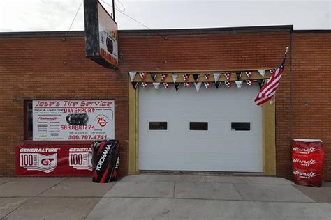 The Elmore Avenue Discount Tire in Davenport is the one-stop-shop for all things wheel and tire! We offer custom fit applications for your tires and rims along with free air checks, flat tire repair, and routine tire services. ... 3324 w kimberly rd davenport, IA 52806. 5.2 mi. 2. 1491 coral ridge ave coralville, IA 52241. 56.4 mi. 3. 1500 john ....
