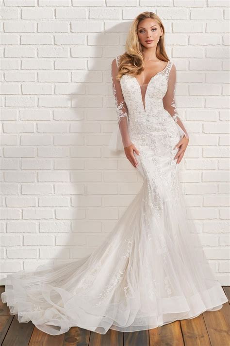 Used wedding dresses near me. Things To Know About Used wedding dresses near me. 