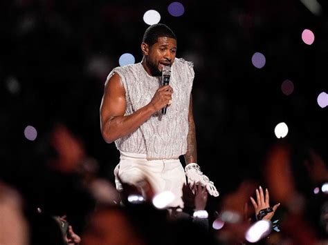 Xsexindia - Usher performs medley of hits at Super Bowl half-time show beside special  guests