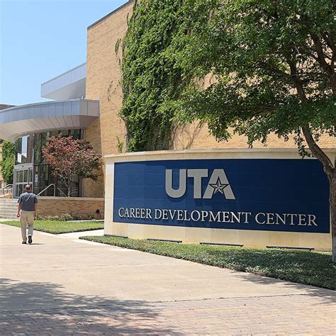 Ut Arlington Career Center