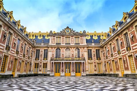 Uvsailles. Originally Published by Anna in February 2020 and updated by Ruth in August 2022. The Palace of Versailles in an enchanting place where art and nature are perfectly combined. The King Louis XIV is the … 