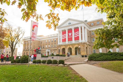 Uw madison bursar. Access to your specific financial aid information can be found through your MyUW Student Center. If you are requesting student-specific information, please make sure to have ready/include the student’s Campus ID Number. finaid@finaid.wisc.edu 333 E Campus Mall, #9701 Madison, WI 53715-1382 Monday – Friday 7:45 a.m. – 4:30 p.m. 608.262.3060 608.262.9068 Federal Direct & Private Loans… 