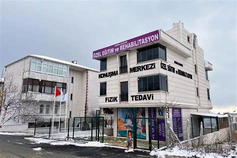 Uzman Akademi Etüt Merkezi, eğitim merkezleri, Menderes Cad., . 