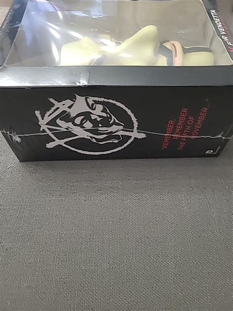 Read V For Vendetta Deluxe Collector Set By Alan Moore