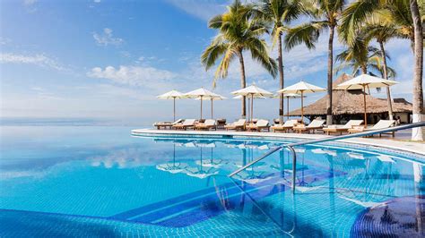 Vacation Packages - Flight + Hotel from C$259 & more - tripcentral.ca™ - balustradellc