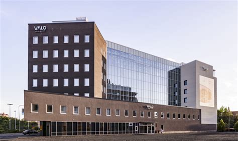 veodersti.rgarabwor.edu.pl. 