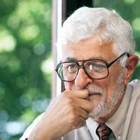 VAMIK D. VOLKAN Turuz. 