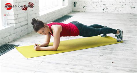 Variasi Gerakan Plank untuk Perut Rata - Halodoc - balustradellc