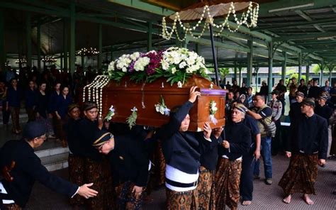 Various Funeral Rituals and Traditions Across Indonesia - wintechmobiles.com