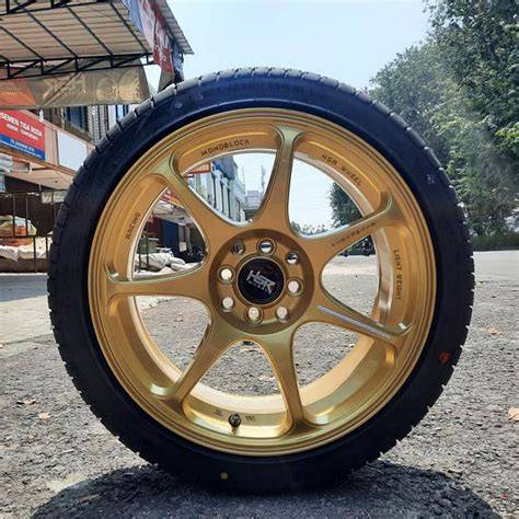 Velg Ban Velg Mobil R17 - OLX Indonesia - raincitystudios.com