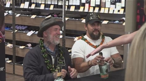 VIDEO: Actor Jason Momoa greets fans at two San Diego stores