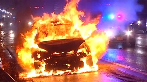 VIDEO: Car catches fire in San Francisco's Marina District