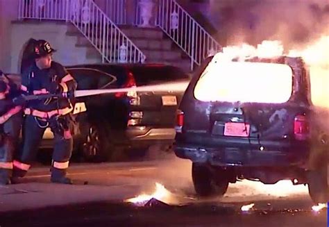 VIDEO: Gurnee police officer pulls driver from burning car